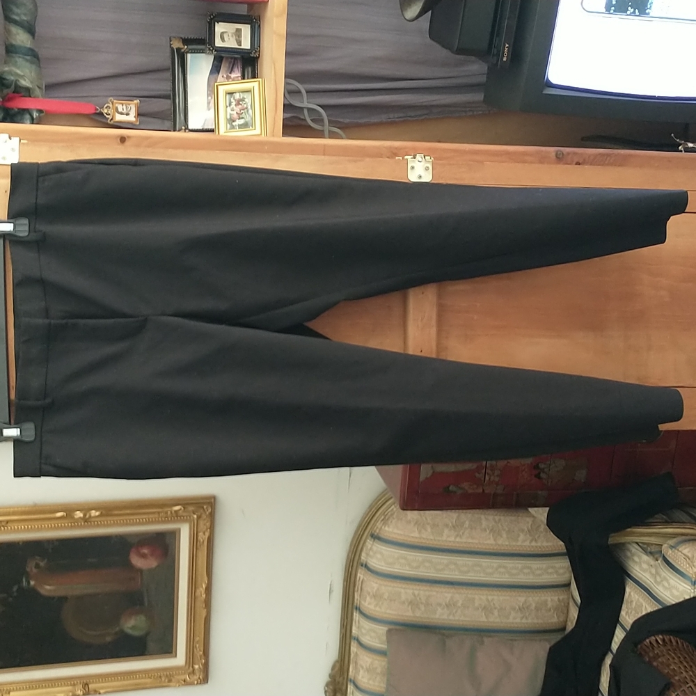H&M Cotton/Poly Matte Stretch Tapered Pants New Never Worn